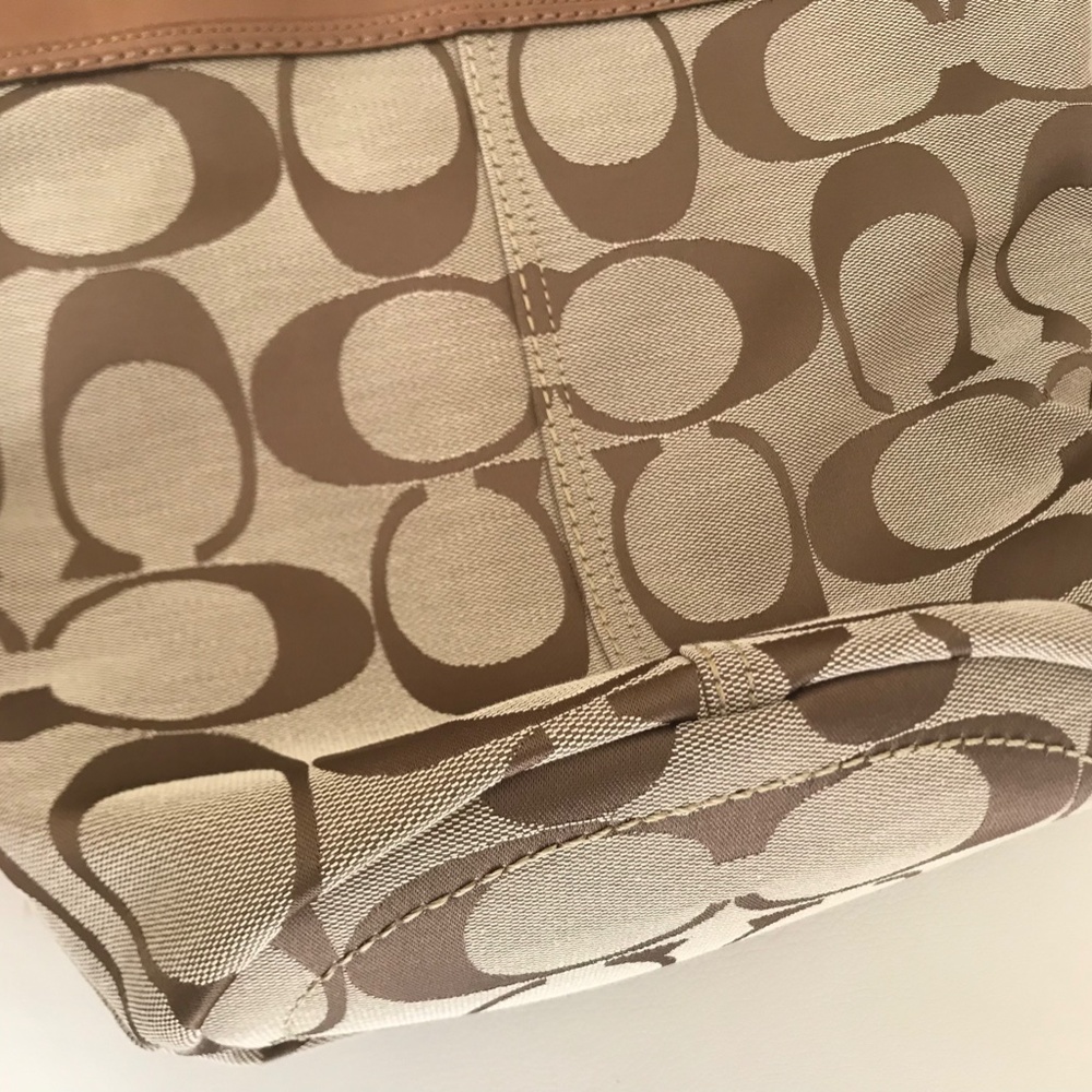 Coach Signature Handbag - Picture 2 of 8